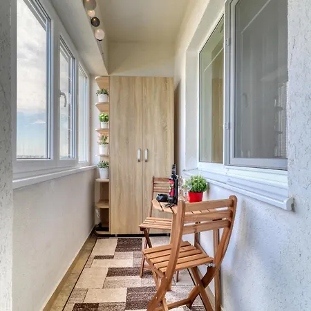 Homie Gray - Private Parking - Self Check-in Bucharest