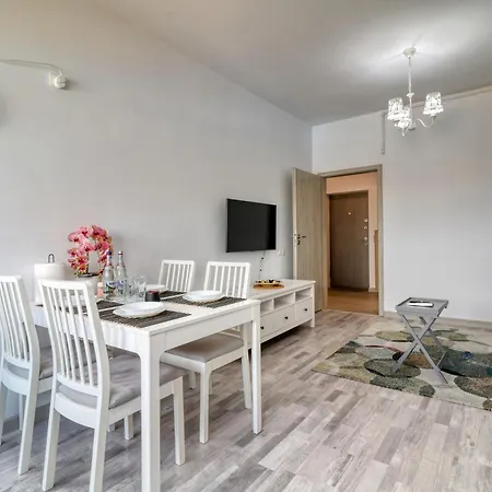 Homie Gray - Private Parking - Self Check-in Apartament *